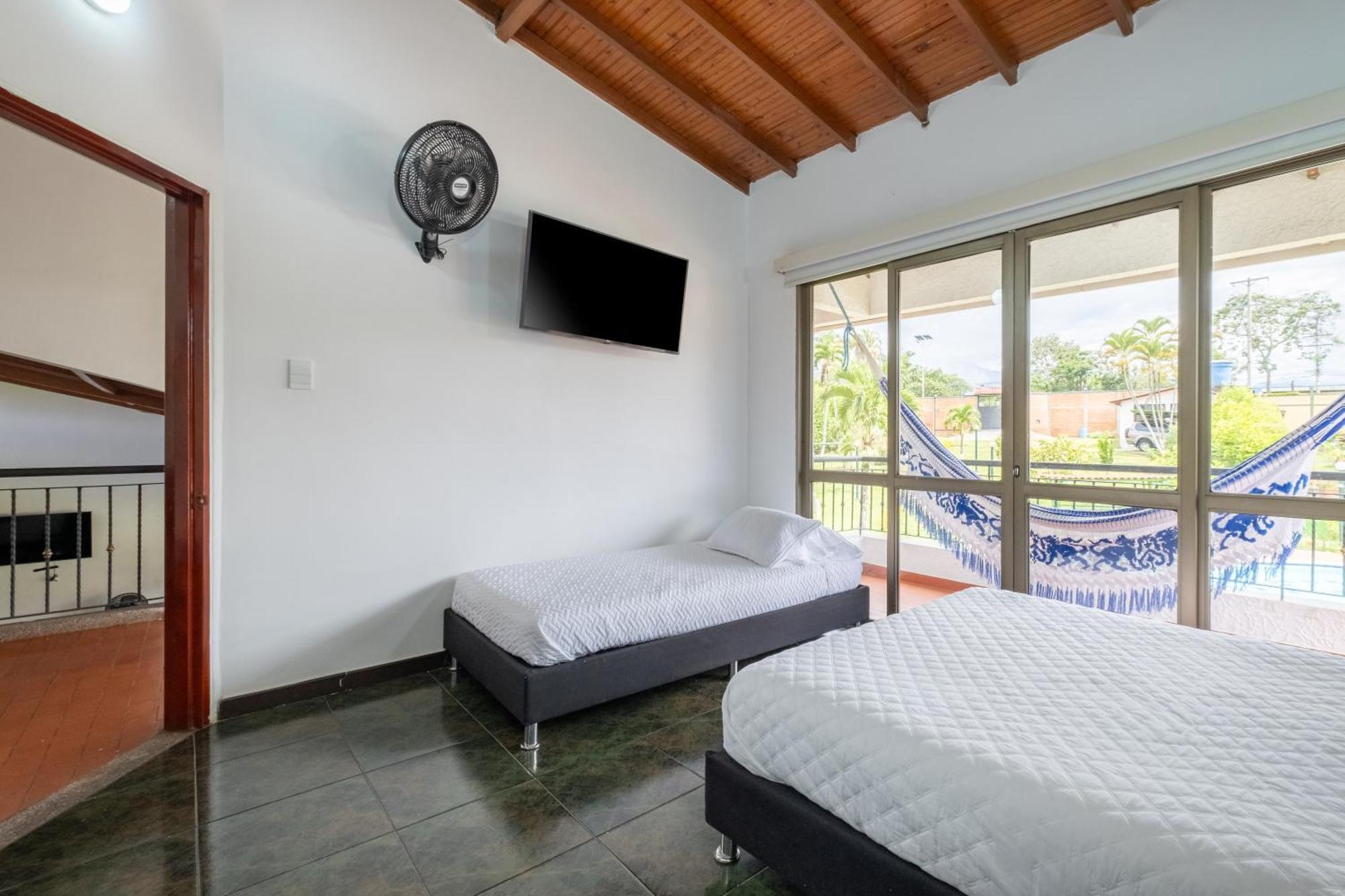 Hotel La Sofia By Majuva 4*